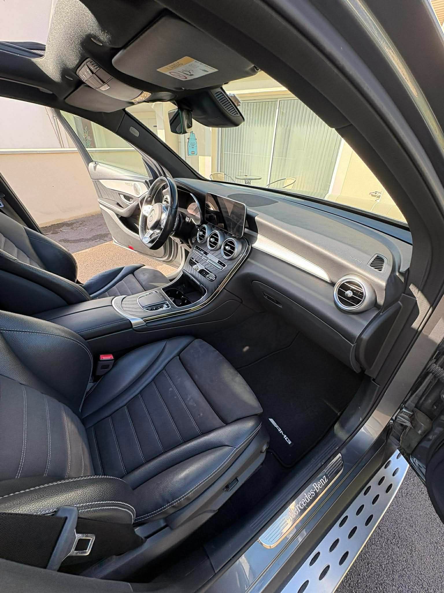 GLC 300 E 2.0i HYBRID 4-MATIC